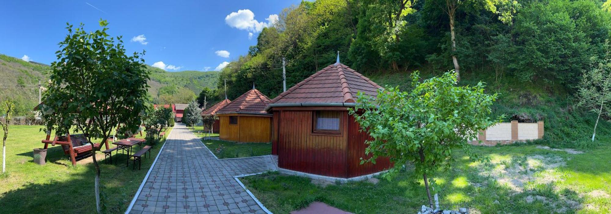 Готель Podul Cetatii Sebesel Екстер'єр фото